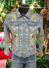 Load image into Gallery viewer, Floral embroidered denim jacket