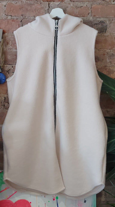 Heidi cream woolen gilet