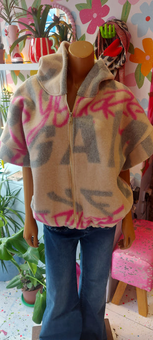 Kiko letter fleece funky gilet