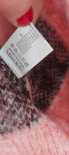 Load image into Gallery viewer, Chunky animal knit iconic sweater