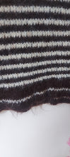 Load image into Gallery viewer, Cute stripe knit vest