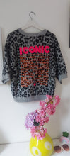 Load image into Gallery viewer, Pink Iconic animal knit sweater
