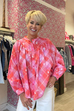 Load image into Gallery viewer, Elle Summer stars Italian blouse