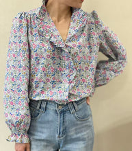 Load image into Gallery viewer, Fifi ditsy floral ruffle collar blouse